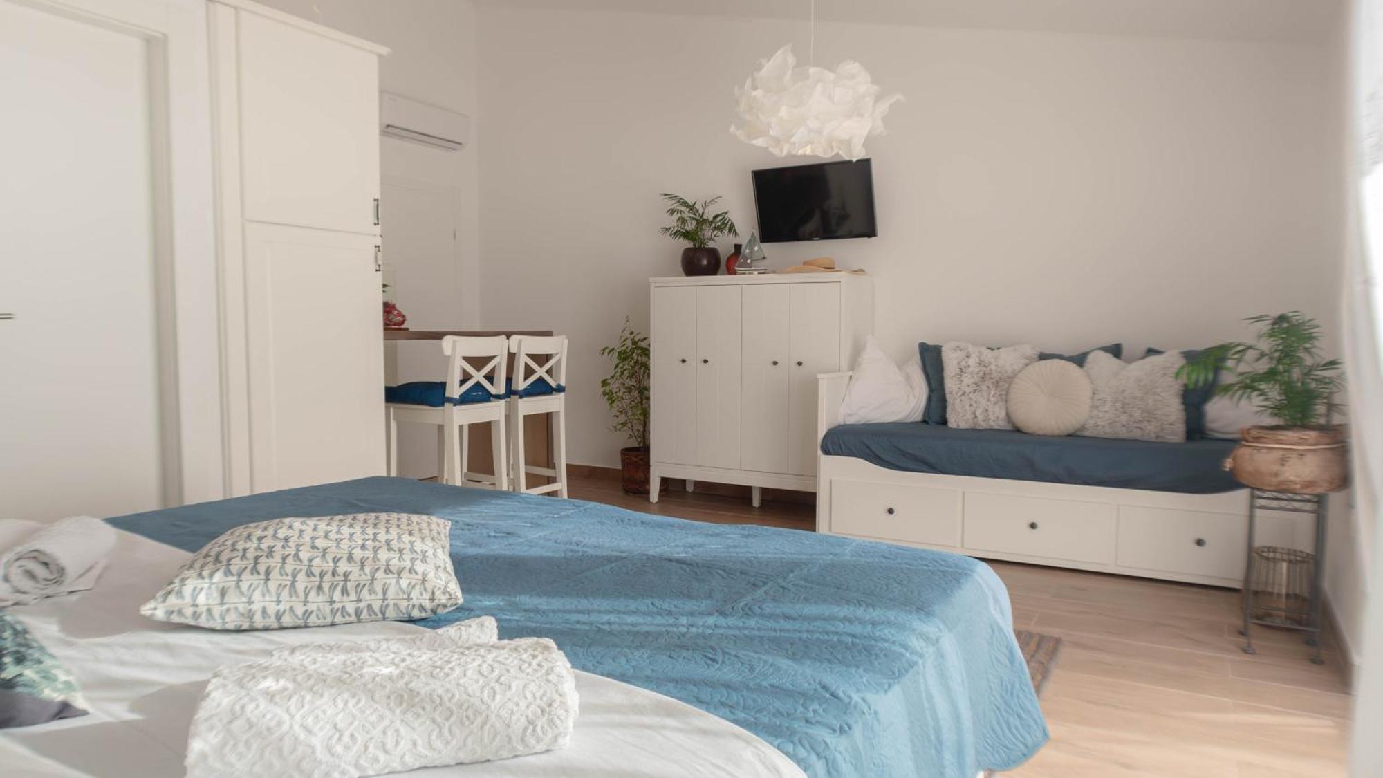Apartments Horizont Rogoznica  Rom bilde